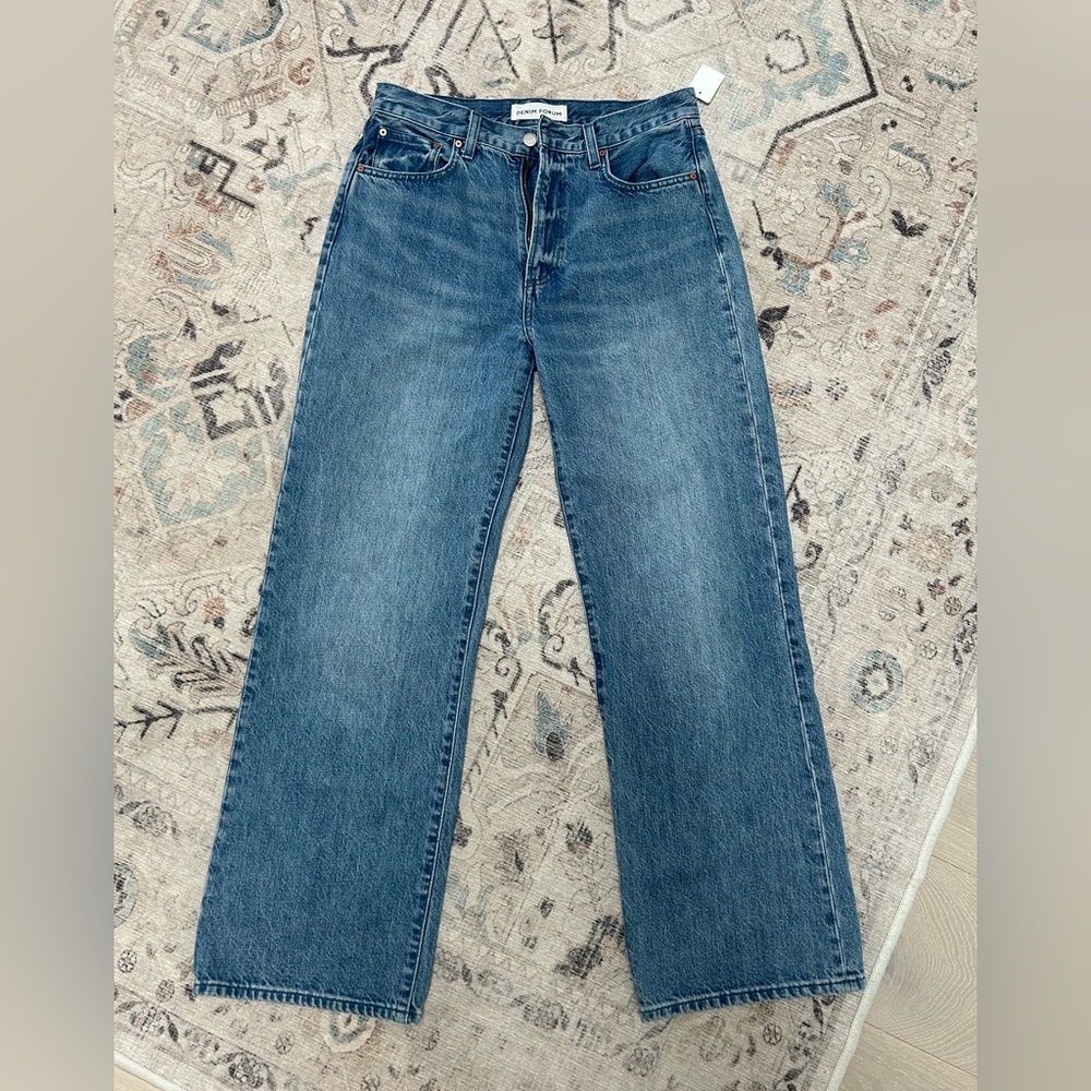Denim Forum Farrah Hi Rise Wide Size 28